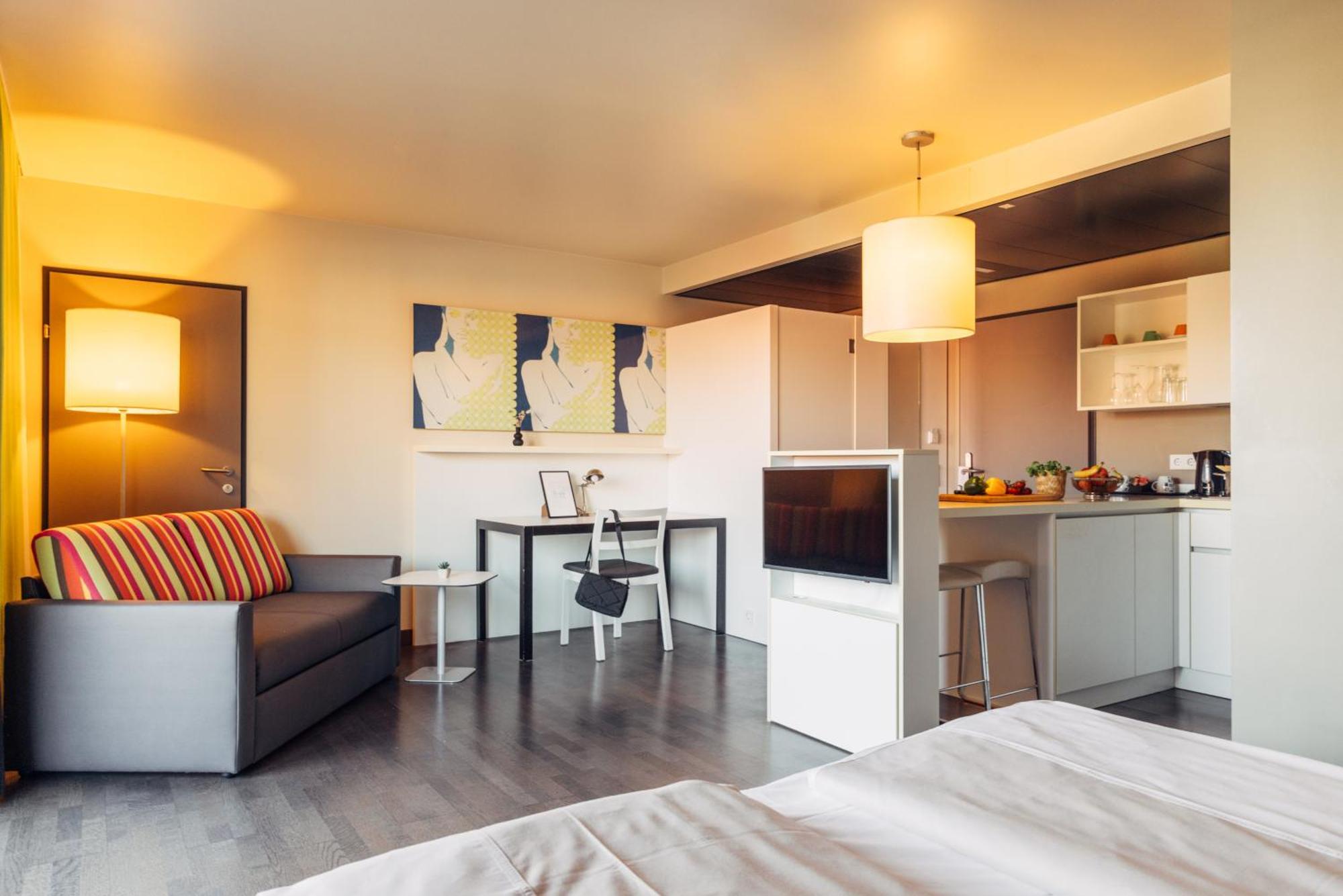 Hotel Harry's Hart Bei & 4*
